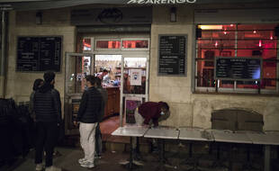 Un bar à Marseille