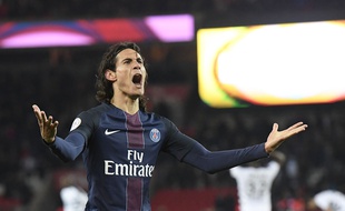 Edinson Cavani fête un but contre Rennes le 6 novembre 2016.