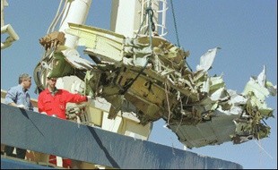 Seize dépouilles de victimes de l'accident d'un avion Flash-Airlines près de Charm el-Cheikh vont être rapatriées lundi en France et seront restituées aux familles avant un ultime examen médico-légal, a indiqué vendredi le procureur du tribunal de Bobigny.
