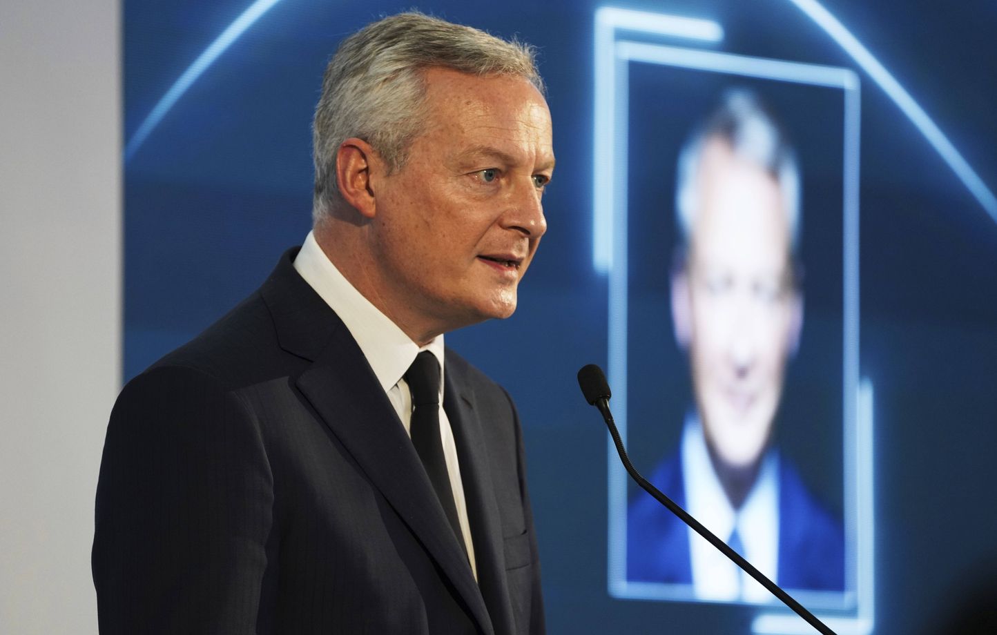 Bruno Le Maire lors d'une conférence à Abou Dhabi, lundi 30 janvier 2023.