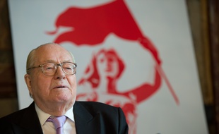 Jean-Marie Le Pen lors d'une conférence de presse, le 22 mars 2016 à Paris.