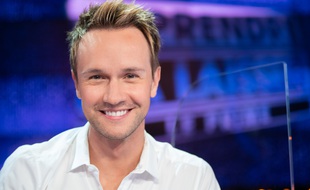 France 2 Cyril Feraud Fera S Affronter Des Champions De Jeux Tele Dans Une Nouvelle Emission