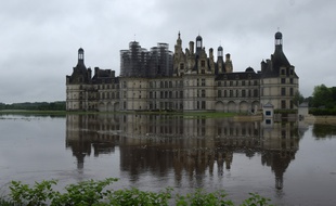 Le château de Chambord sous les eaux.