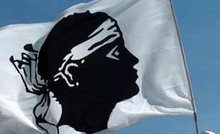 Le drapeau corse (illustration)