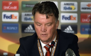 Le coach de Manchester United Louis van Gaal après la défaite contre le FC Midtjylland en Ligue Europa, le 18 février 2016.