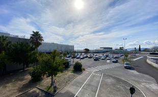 L'extension du terminal 2 est prévue à l'ouest des bâtiments existants