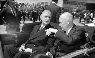 Le président français De Gaulle et le président américain Dwight D. Eisenhower, en 1960 à Washington.