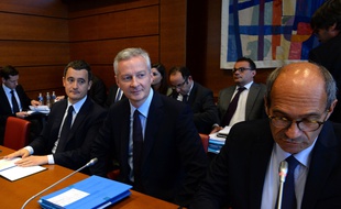 De gauche à droite : Gérald Darmanin, Bruno Le Maire, et Eric Woerth (président de la commission des Finances) à l'Assemblée le 12 juillet 2017.