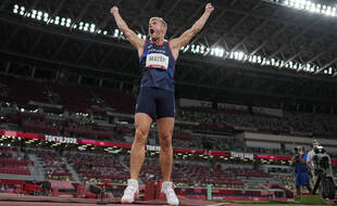Kevin Mayer en argent