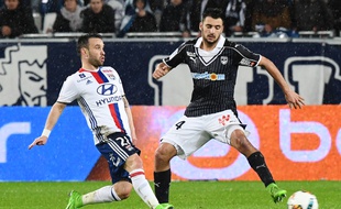 Le coup franc tiré par Mathieu Valbuena a été décisif (79e)