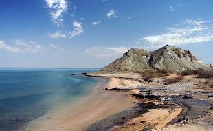 La plage Khezr, sur l'île Hormoz en Iran, photographiée par Hamed Saber lors d'un de ses voyages dans le pays.