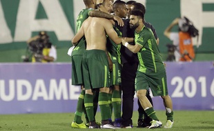 Les joueurs de Chapecoense fêtent leur qualification pour al finale de la Copa Sudamericana, le 23 novembre 2016.