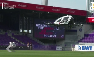 La première présentation mondiale du taxi-drone de la société chinoise EHang a eu lieu jeudi à Vienne.