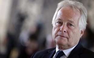 Le président de la Confédération générale des petites et moyennes entreprises (CGPME), Jean-François Roubaud, a dénoncé mercredi une ingérence "intolérable" du gouvernement dans les négociations entre partenaires sociaux sur la sécurisation de l'emploi.