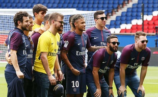 Les «Tois» étaient nombreux lors de la présentation de Neymar