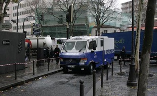 Deux personnes ont été blessés par balles, lors de l'attaque d'un fourgon blindé de la Brink's, jeudi vers 7h à Paris.