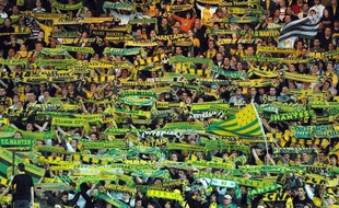 Les supporters du FC Nantes, lors d'un match contre Montpellier, le 25 avril 2008 à la Beaujoire.