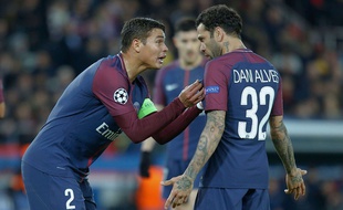 Deux Brésiliens qui s'engueulent.
