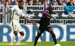 Youssouf Sabaly face à Thomas Lemar lors de la défaite de Bordeaux face à Monaco au match aller (2-0).