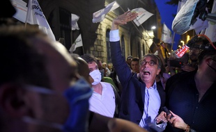 Pierre Hurmic revendique la victoire, le 28 juin 2020, au second tour des élections municipales à Bordeaux.