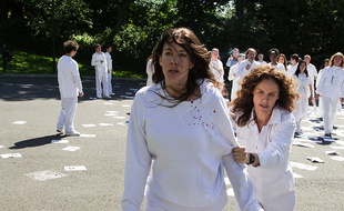 Liv Tyler et Amy Brenneman dans The Leftovers (HBO)