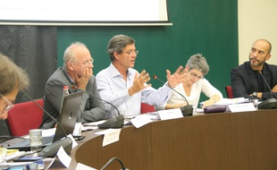 Le maire de Kingersheim Jo Spiegel en pleine intervention.