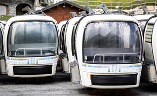 Les anciennes cabines de l'Olympe se sont vendues extrêmement vite mardi.