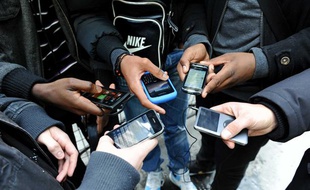 Illustration: Des téléphones portables.