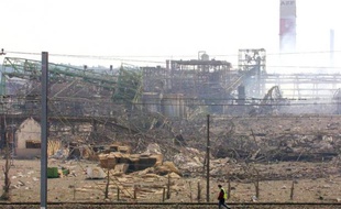 Vue générale en date du 21 septembre 2001 de l'usine AZF détruite par une explosion