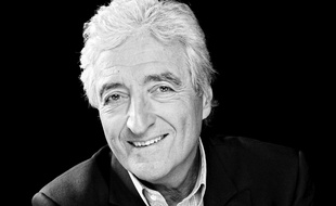Jean-Loup Dabadie, homme de lettres francais.