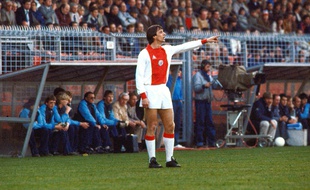 Johan Cruyff sous le maillot de l'Ajax Amsterdam en 1982.