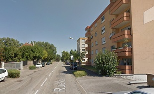 Rue de Village-Neuf à Saint-Louis dans le Haut-Rhin où une femme a été retrouvée égorgée.