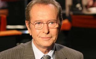 Dominique Baudis, le 6 mai 2010, lors de l'enregistrement de «Au Field de la nuit».