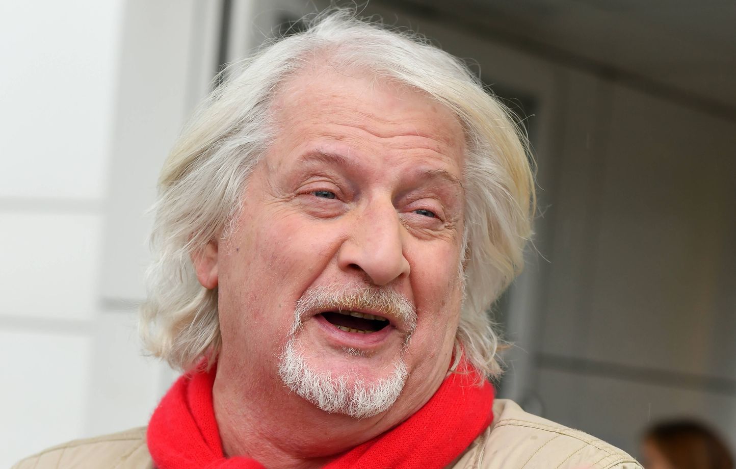 Est-ce que tu l'as vu mon… » : La nouvelle chanson de Patrick Sébastien ne  fait pas l'unanimité