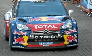 Sébastien Loeb, en 2011, place Kléber