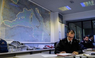 Le centre de secours des garde-côtes italiens, le 28 mai 2015, à Rome