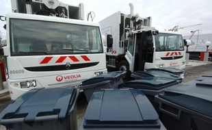 Des poubelles à l'allure de coffre-fort, un camion-broyeur digne d'un film d'espionnage, le tout sur un site hautement sécurisé : les entreprises sont de plus en plus nombreuses à accorder un traitement particulier à leurs déchets confidentiels.