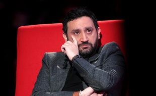 Cyril Hanouna en 2016 dans l'émission Le divan