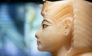 La civilisation égyptienne continue de fasciner, comme le prouve le récent succès de l'exposition itinérante consacrée à Toutânkhamon.