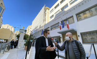 Lundi matin, devant le tribunal administratif de Nice.