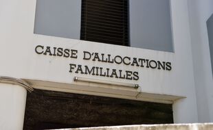 Le Revenu de solidarité active (RSA) est versé par la CAF.