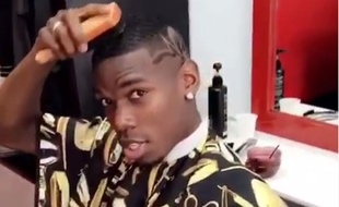 Paul Pogba dévoile sa nouvelle coiffure le 11 octobre 2016.
