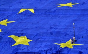 L'Union européenne a décidé mardi de relancer les négociations d'adhésion avec la Turquie, un processus au point mort depuis plusieurs années, malgré les réticences de l'Allemagne après la répression des manifestations contre le gouvernement turc.