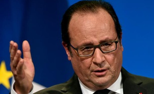 Le président français François Hollande à Tulle, en Corrèze, le 16 janvier 2016
