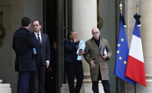 Manuel Valls, François Hollande, Christiane Taubira et Bernard Cazeneuve le 10 janvier 2015 sur le perron de l'Elysée à Paris