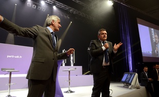 Hervé Morin (à gauche) et Yves Jégo, deux des candidats à la présidence de l'UMP, le 14 juin 2014 à Paris.