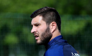 Gignac à l'entraînement avec les Bleus.