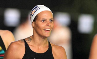La nageuse française, Laure Manaudou lors d'un entraînement au Cercle des nageurs de Marseille, le 10 septembre 2011.