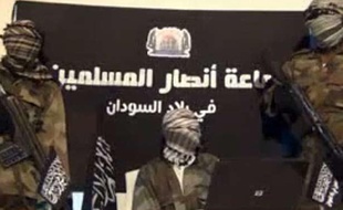 Capture d'écran d'une vidéo diffusée le 24 décembre 2012 par le groupe radical islamiste Ansaru.