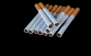 Trois jeunes gens soupçonnés d’être impliqués dans l'affaire des cigarettes trafiquées ont été interpellés